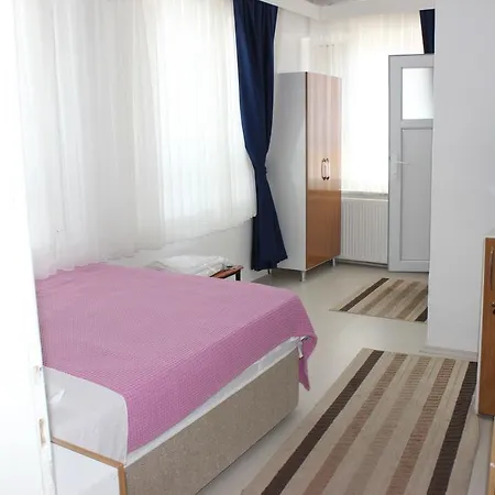 Ulke Yalova (Yalova)