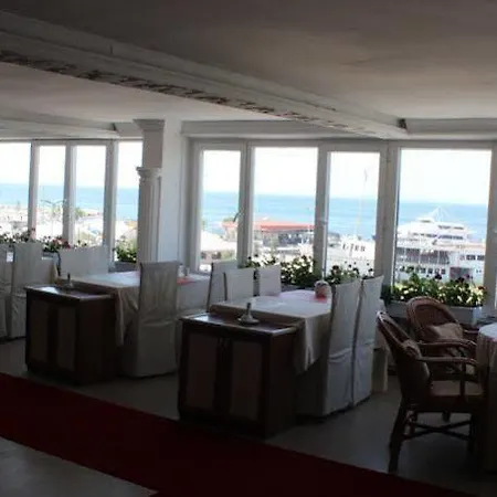 Hotel Ulke *